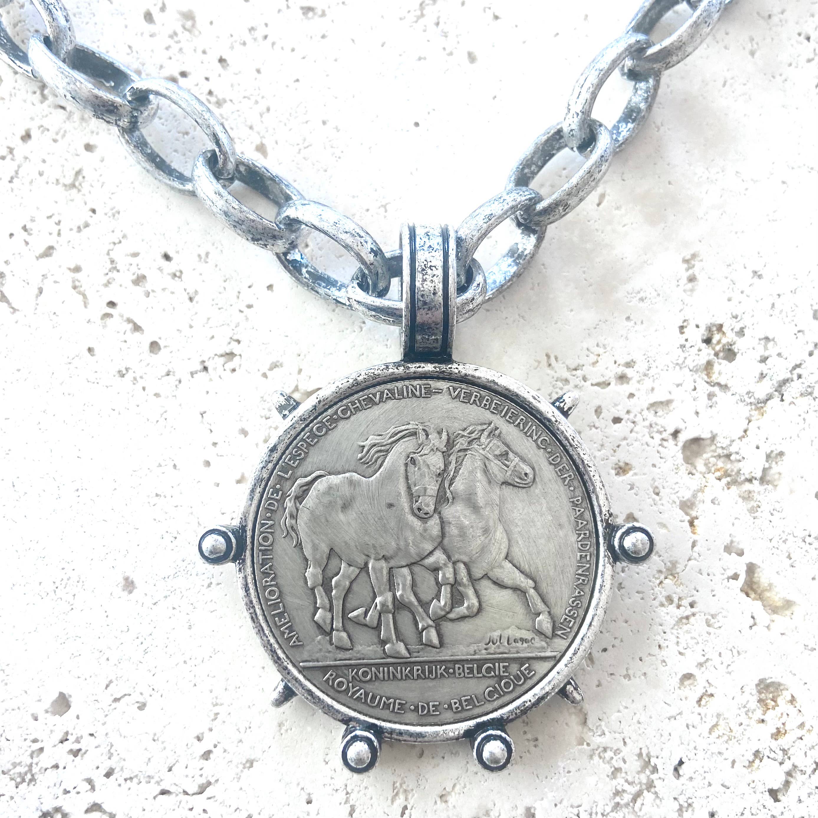Horse jewelry Belgium coin derby ranch western style