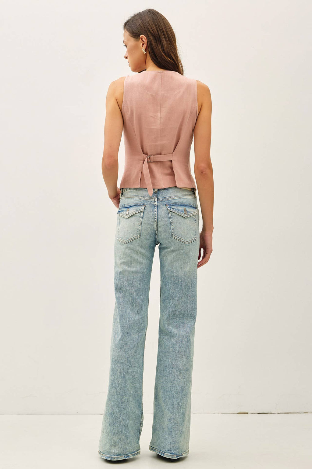 LINEN CLASSIC CUT VEST W BELTING AT BACK