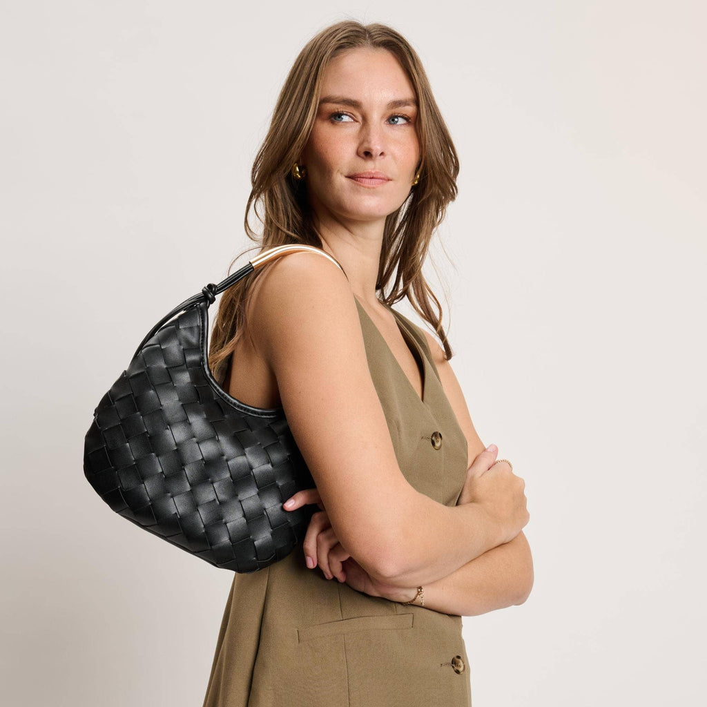 Lucia Hobo