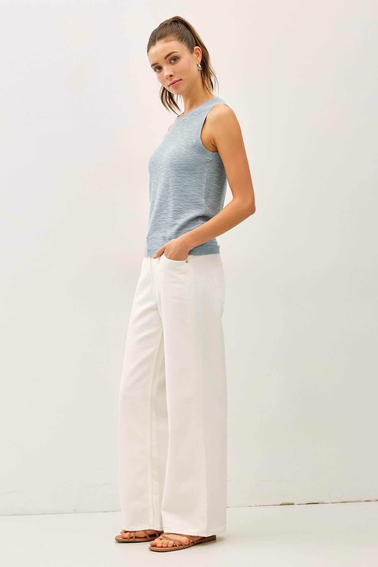 [NEW COLOR]ROUND NECK SLEEVELESS SLUB KNIT TOP