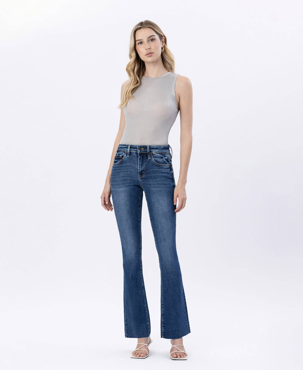 MID RISE MEDIUM DARK WASH SLIM BOOTCUT JEANS F5751