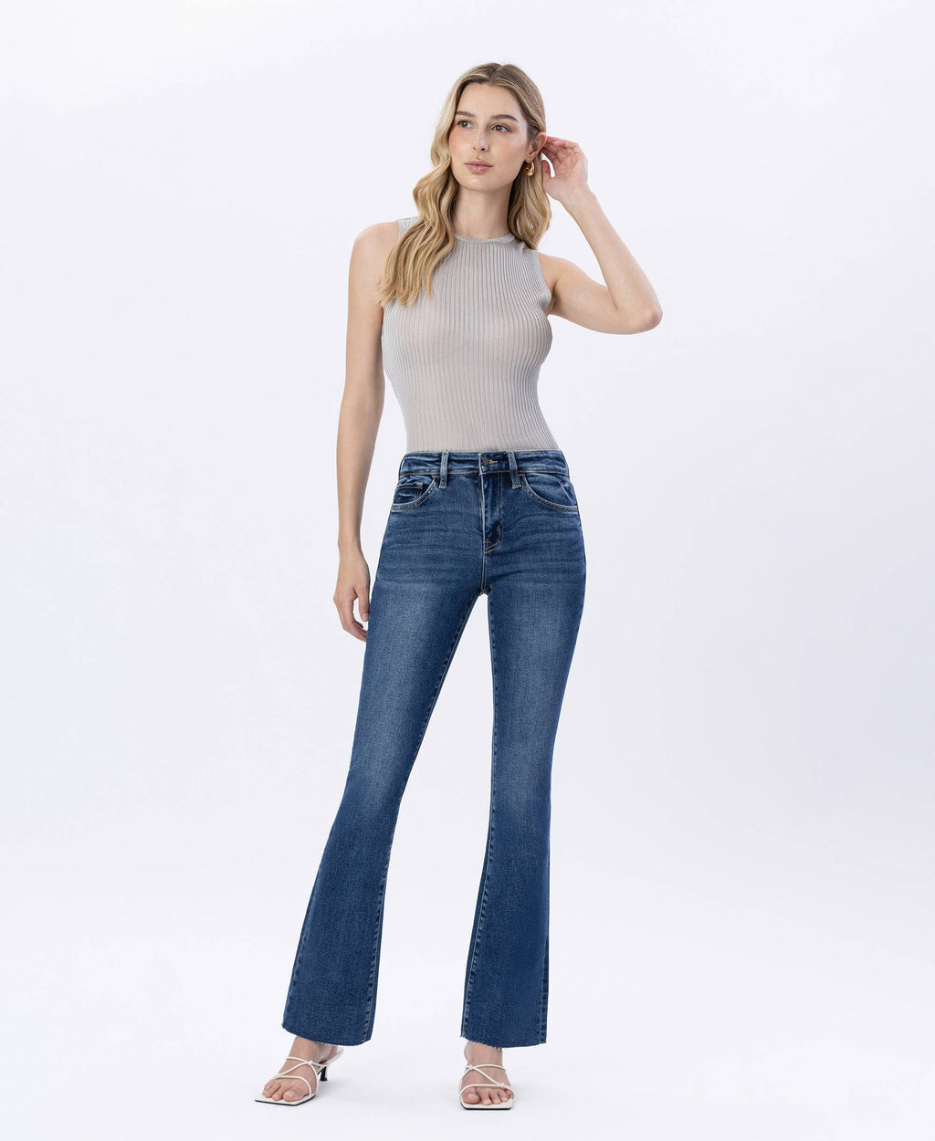 MID RISE MEDIUM DARK WASH SLIM BOOTCUT JEANS F5751