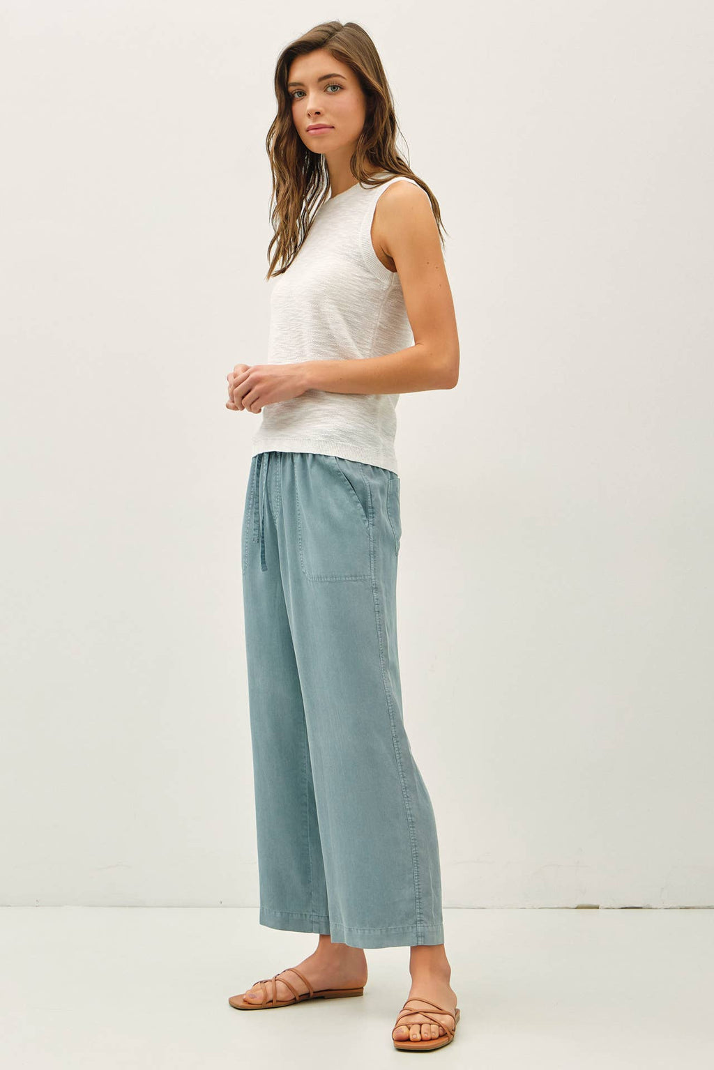 [NEW COLOR]ROUND NECK SLEEVELESS SLUB KNIT TOP