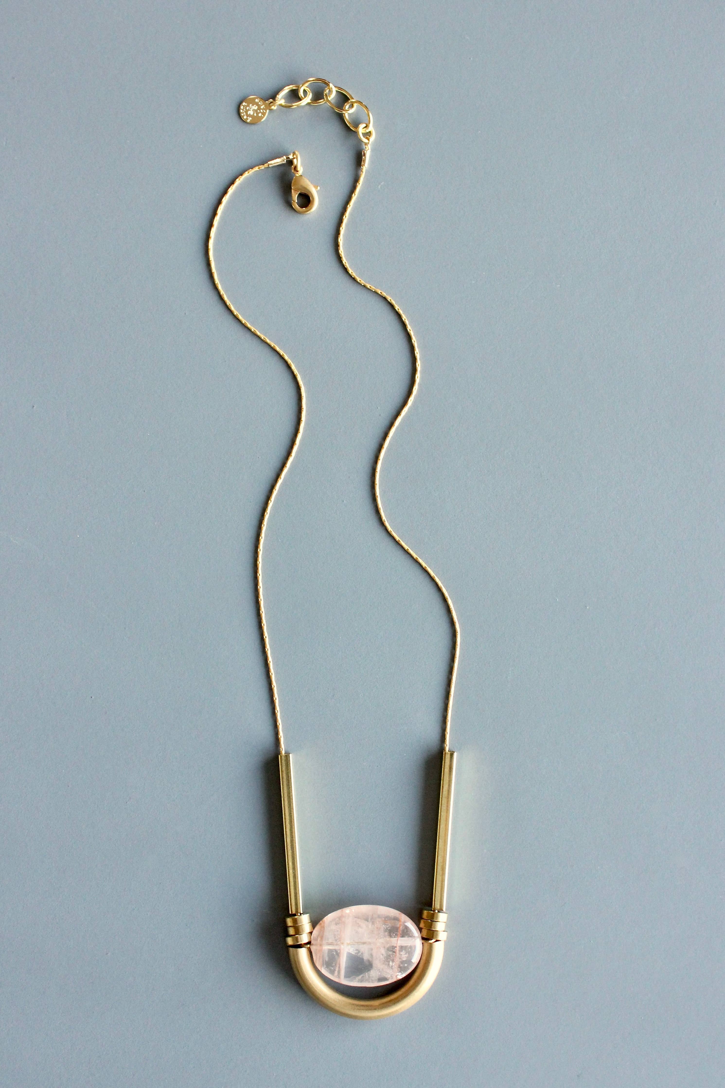 MLN217 Rose quartz geometric necklace