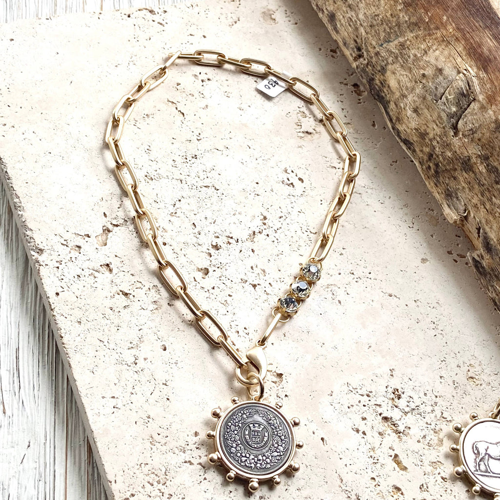 Horse equestrian queen French bee coin jewelry medallion