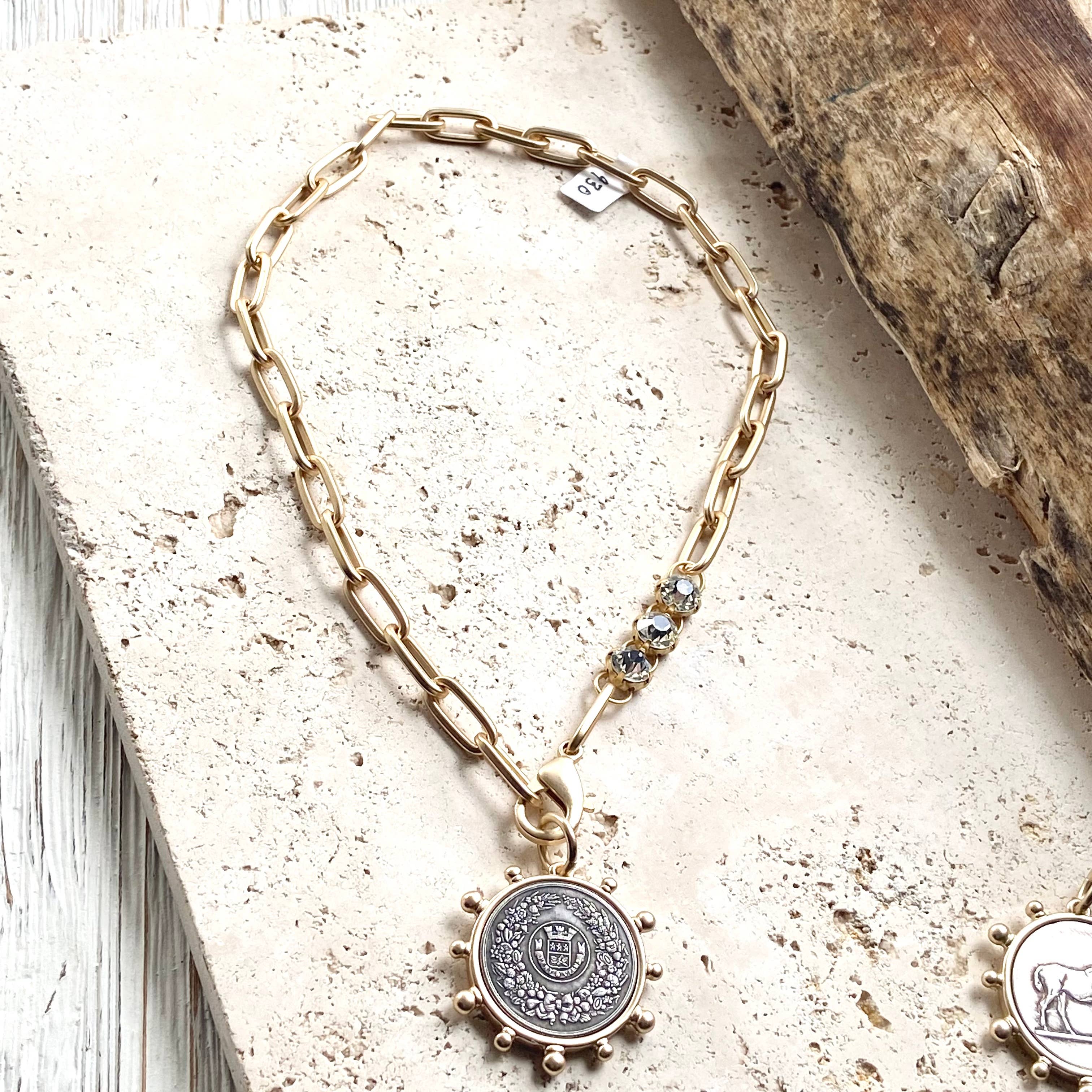 Horse equestrian queen French bee coin jewelry medallion