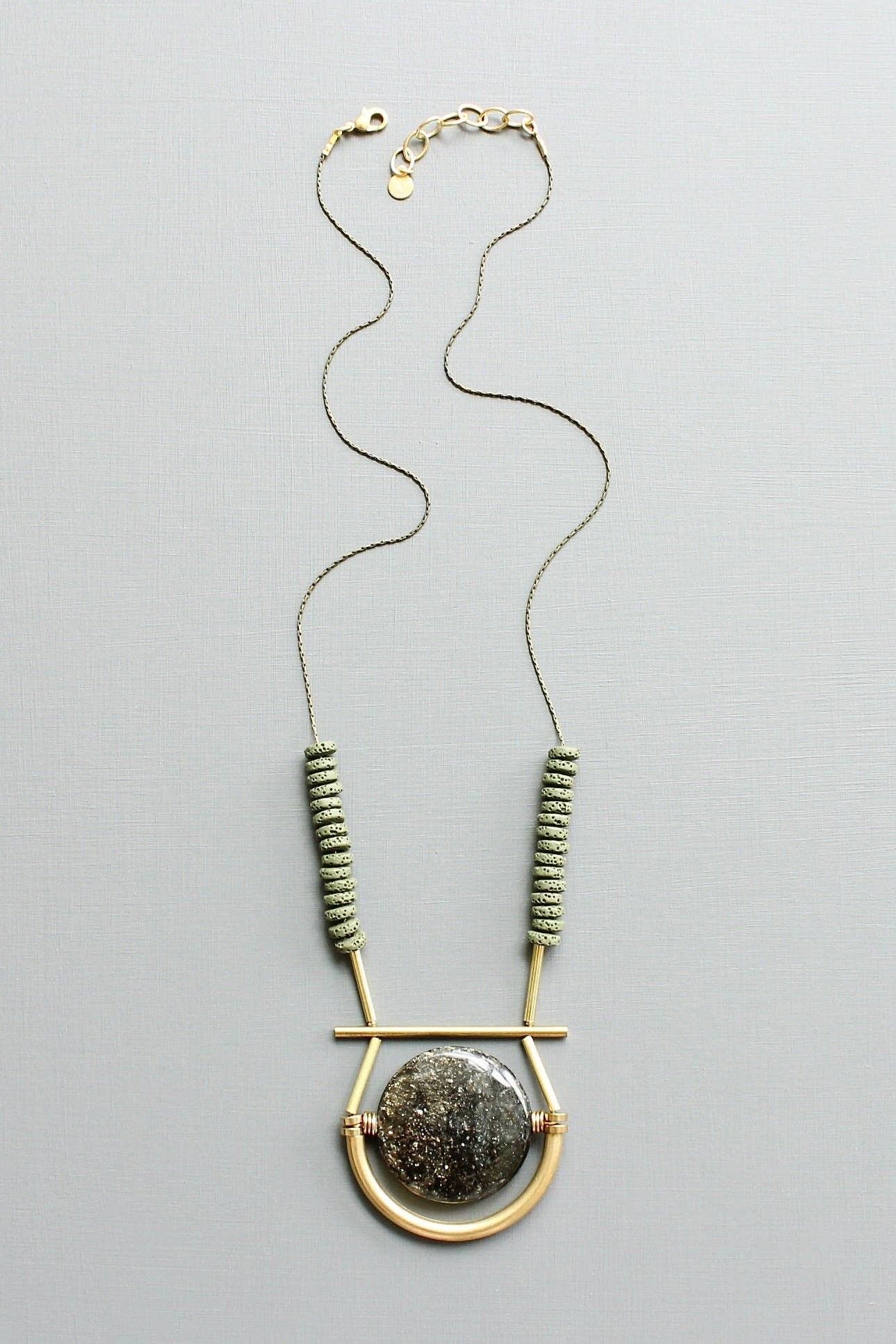 LEX223 Black and moss geometric pendant necklace