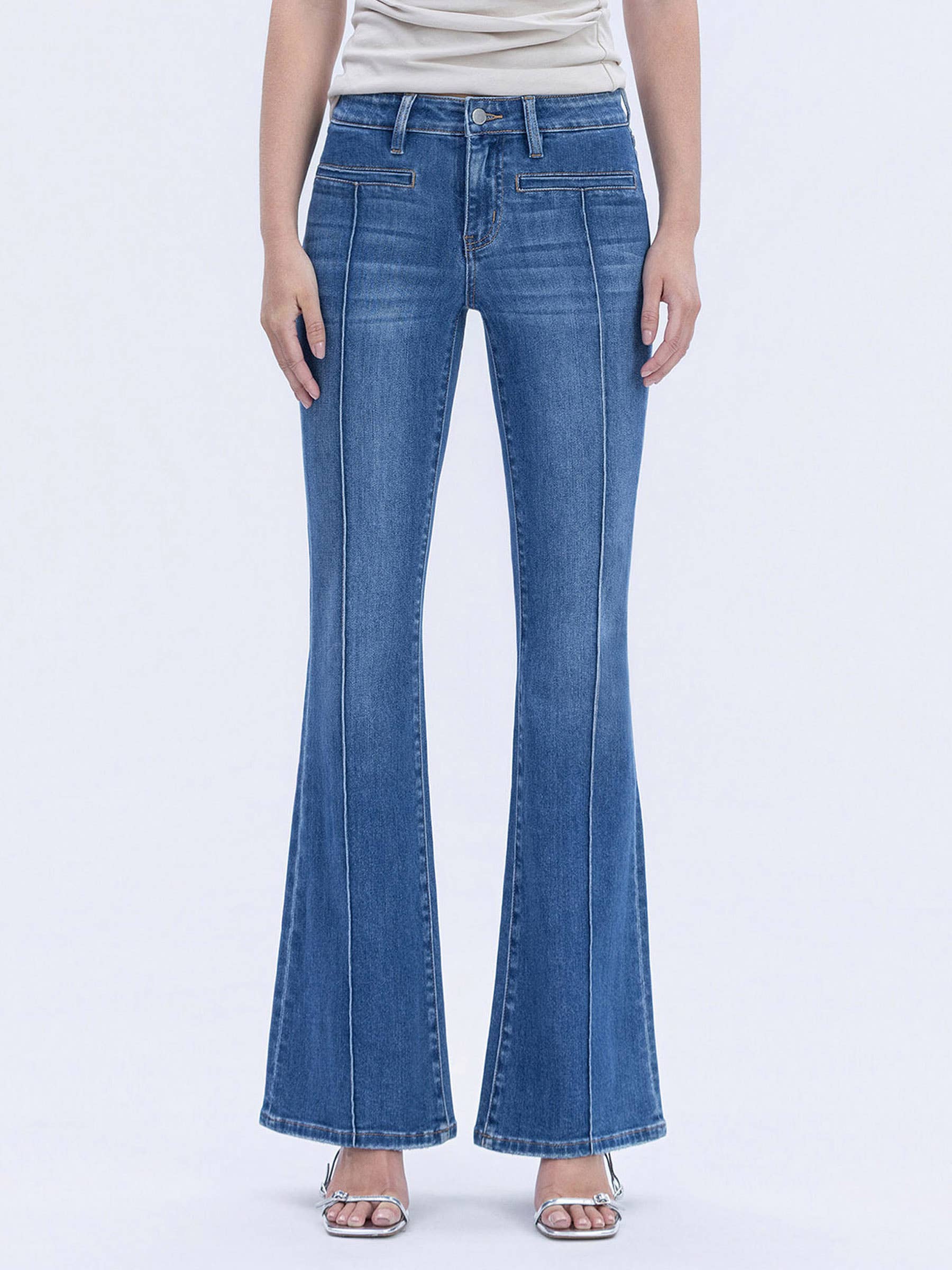 MID RISE WELT POCKET PIN TUCK FLARE JEANS F6324