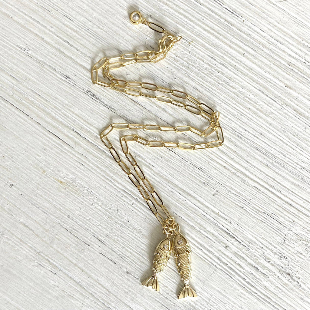 Double lucky goldfish pendant necklace 