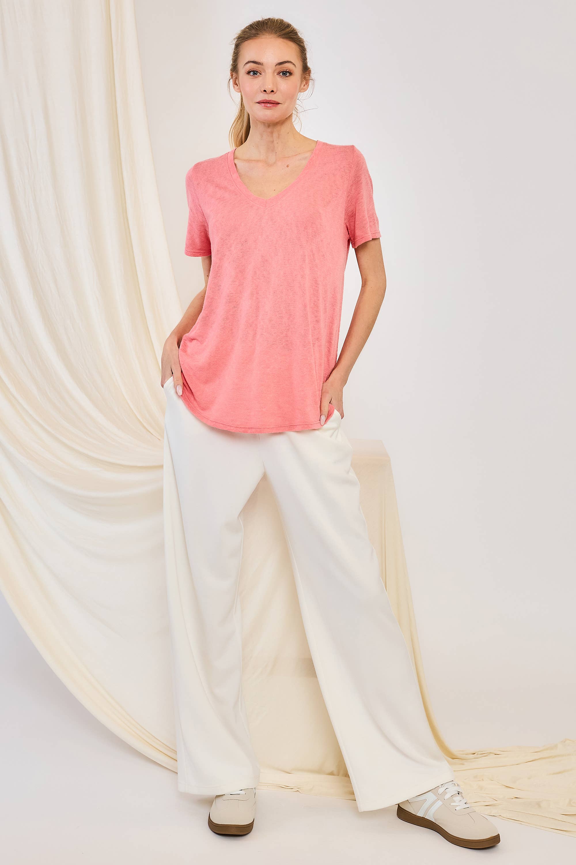 HACCI SLUB RELAXED FIT V-NECK S/S TEE FWMT3683