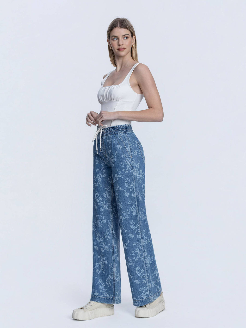 HIGH RISE FLORAL PRINT BAGGY WIDE LEG JEANS T7328VFR